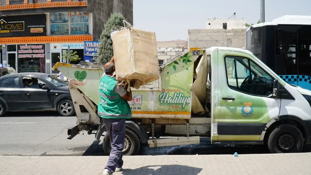 Haliliye Belediyesi Sıfır Atık Marketleri ile Geri Dönüşümde Fark Yaratıyor