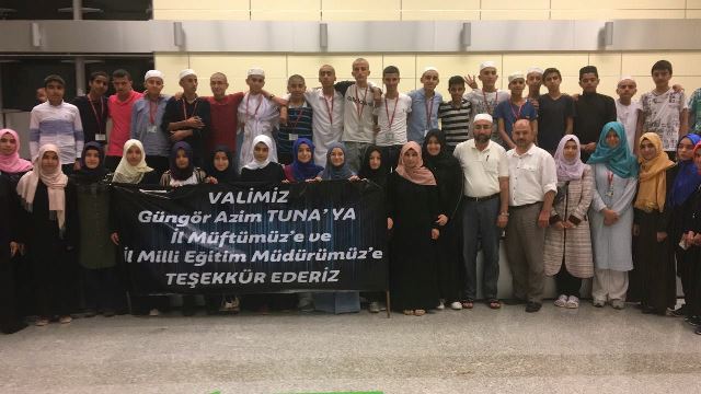 Umre yapan Gençler Şanlıurfa’ya Döndu