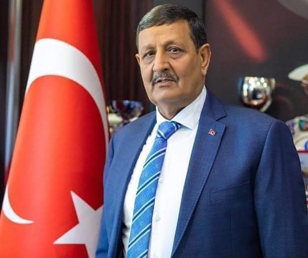 BAŞKAN ÖZYAVUZ 1 MAYIS İŞÇİ BAYRAMINI KUTLADI