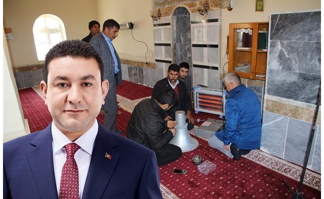 Harran`da bozuk hoparlörler onarılıyor